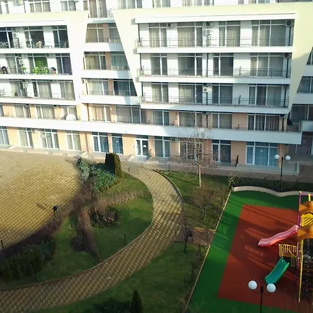 Grand Kamelia Apartment *