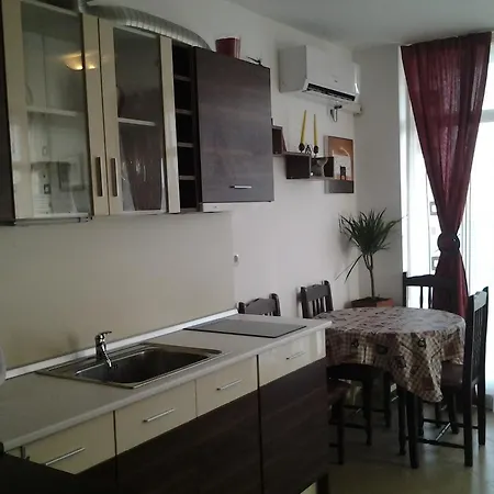 Grand Kamelia Apartment